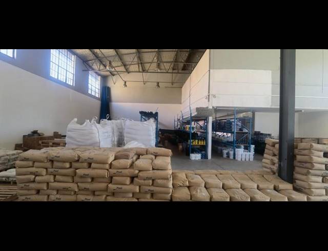 INDUSTRIAL PROPERTY TO RENT IN MONTANA PARK